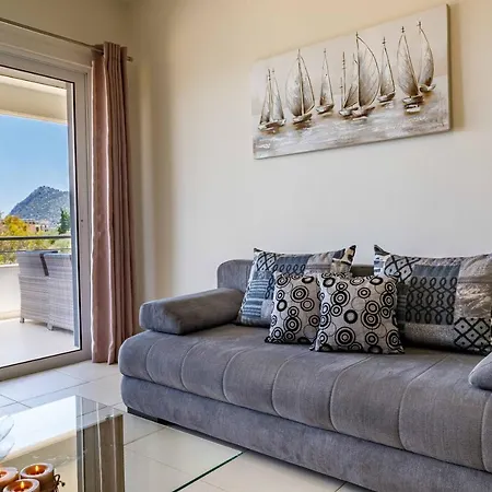 Christina's Apartament Tolón