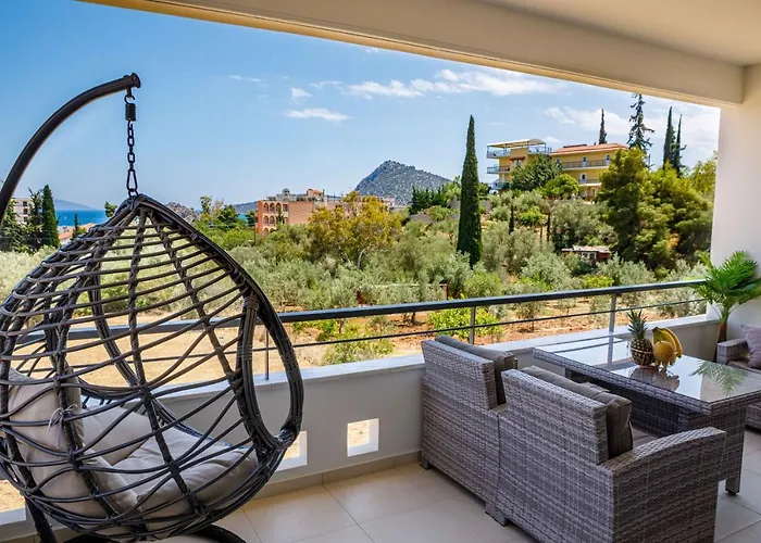 Christina's * Tolón